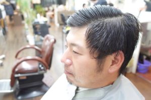 “ケンコバ風”髪型の作り方Beforeの写真。